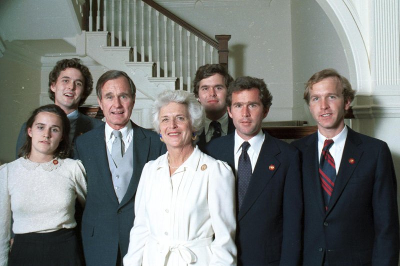 Anti-Trump Bush Family Plotting Comeback
